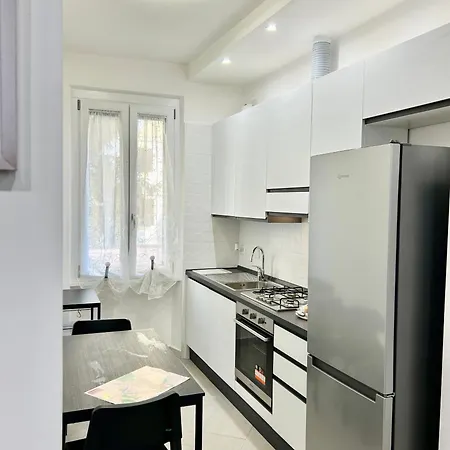 아파트 Roma Apartment Holiday